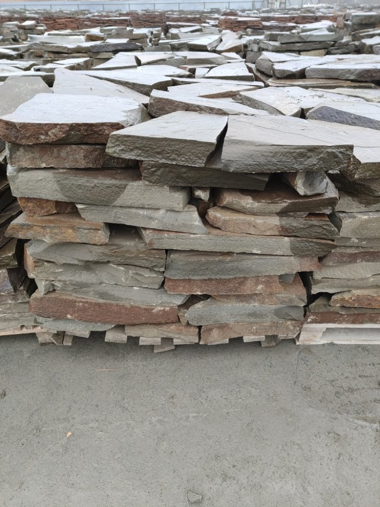 Плитняк песчаник серо-зелёный для мощения 60-65 мм купить в Озёрске