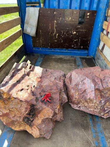 Ландшафтные глыбы красно-фиолетовые 200-1000 килограмм купить в Озёрске