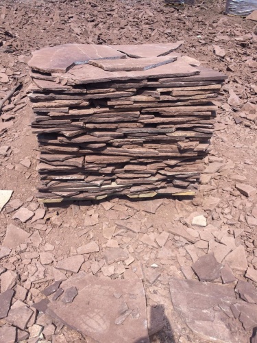 Плитняк лемезит бордовый для цоколя 1,5-2 см купить в Озёрске