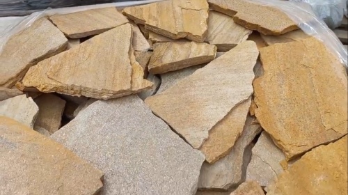 Плитняк златолит жёлтый для цоколя купить в Озёрске