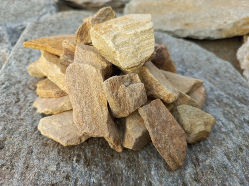 Златолит жёлтый декоративная каменная крошка купить в Озёрске