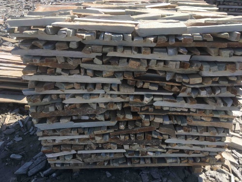 Горбушка златолит золотистый для облицовки купить в Озёрске