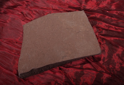 Плитняк лемезит бордовый для цоколя 1,5-2 см купить в Озёрске