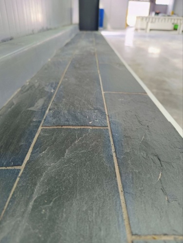 Плитка чёрная из натурального камня фасадная 30 см * 5 см, толщина 7 мм -30 мм купить в Озёрске